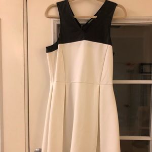 Very chic for a nice dinner or date :)!